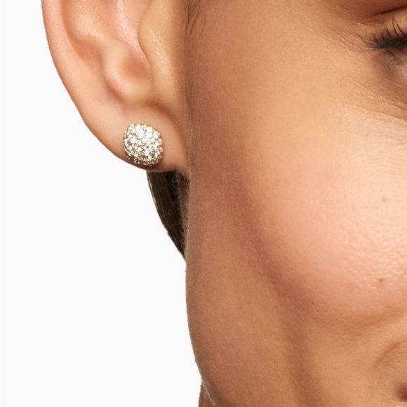 David Yurman Gold and Diamond Stud Earrings - Picture 8 of 12